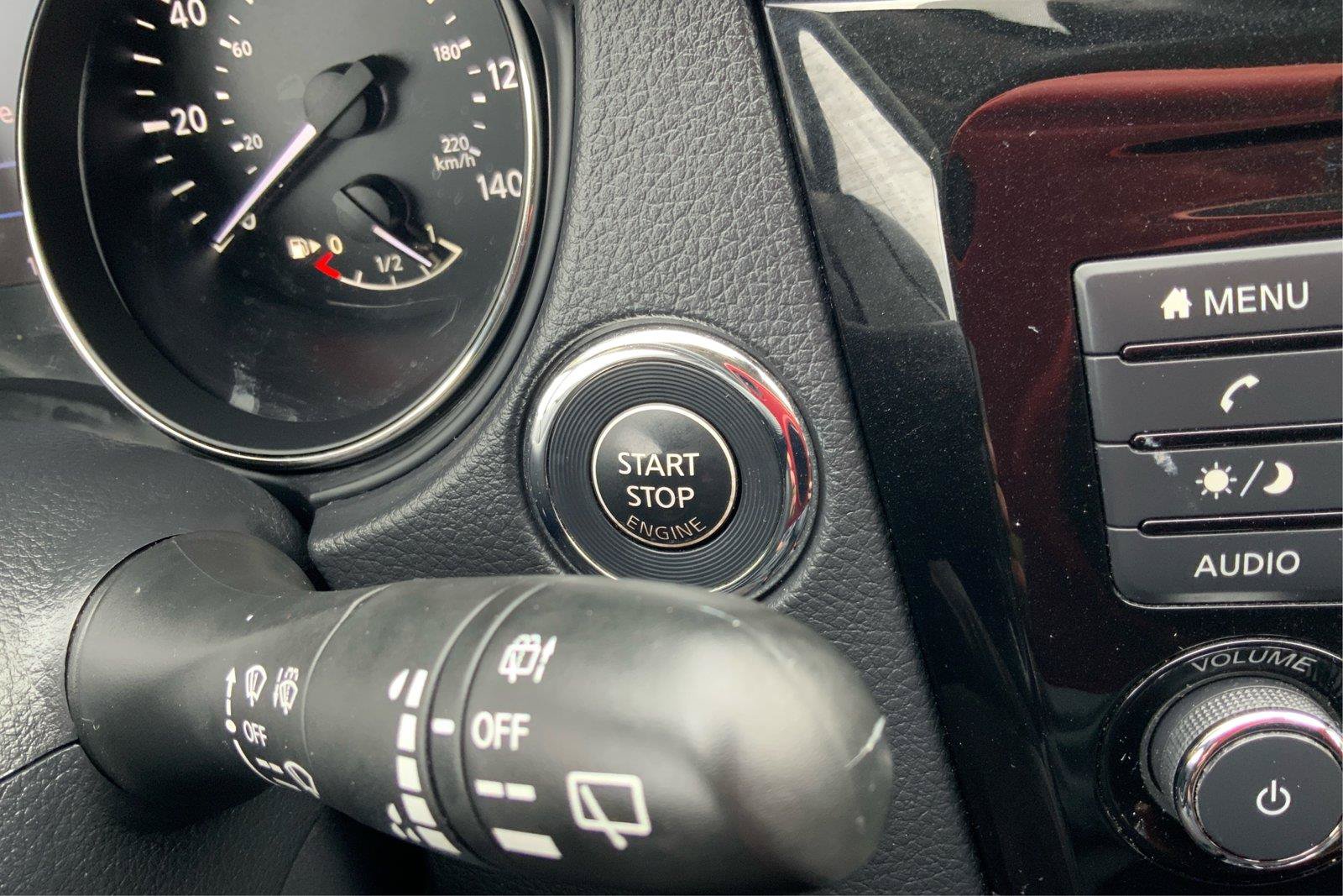 Used 2020 Nissan Rogue SV AWD/4WD image 34