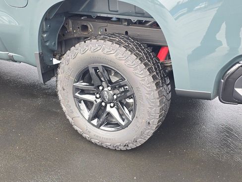Used 2026 Chevrolet Silverado 1500 Custom Trail Boss AWD/4WD image 10