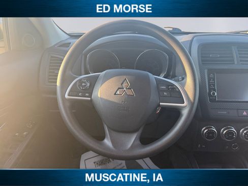 Used 2025 Mitsubishi Outlander Sport ES image 12