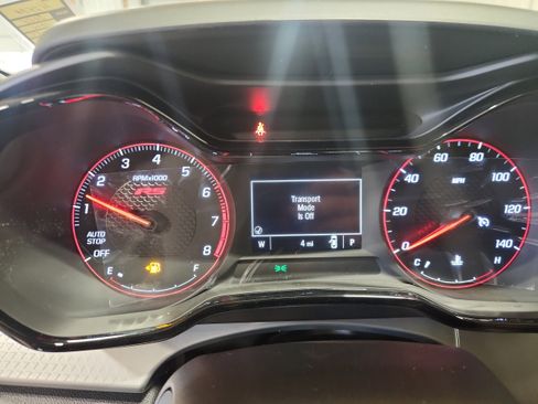 New 2025 Chevrolet Trax RS w/ Sunroof Package image 16