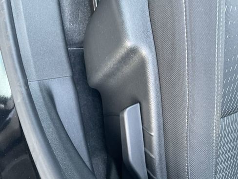 Used 2026 Chevrolet Equinox LT image 26