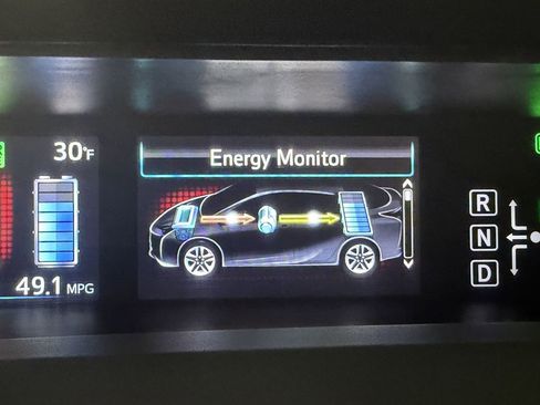 Used 2017 Toyota Prius Two Hybrid image 14