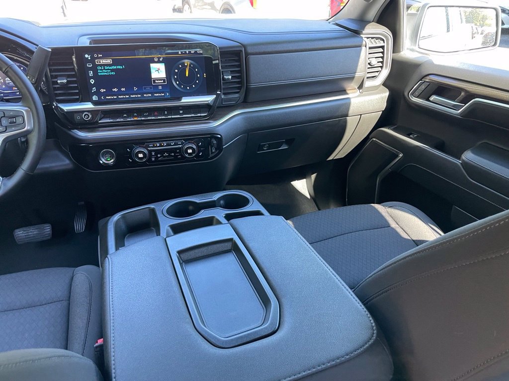 Used 2023 Chevrolet Silverado 1500 LT w/ Protection Package AWD/4WD image 9