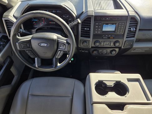 Used 2020 Ford F550 4x4 Crew Cab Super Duty w/ Power Equipment Group image 26