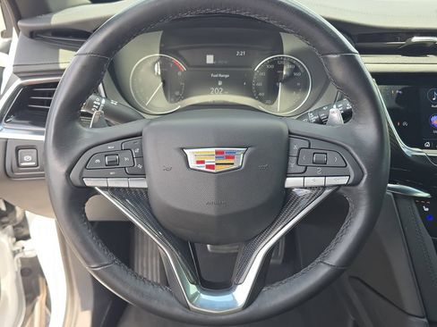 Used 2024 Cadillac XT6 Sport AWD/4WD image 27