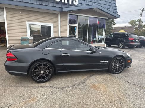 Used 2011 Mercedes-Benz SL 550 image 27