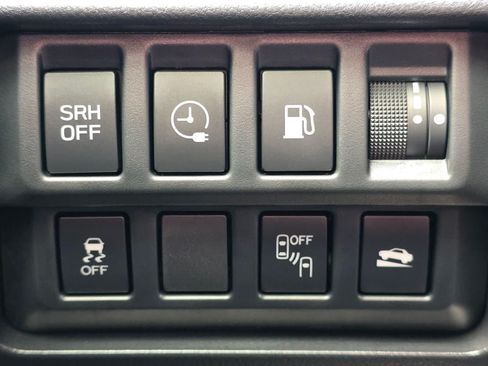 Certified 2023 Subaru Crosstrek Hybrid w/ Moonroof Package w/Navigation AWD/4WD image 19