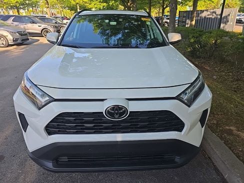 Used 2023 Toyota RAV4 XLE w/ Convenience Package AWD/4WD image 3