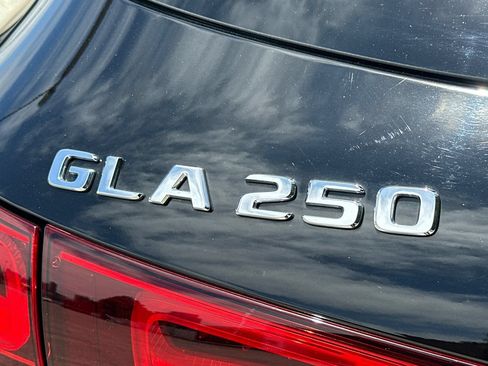 Certified 2023 Mercedes-Benz GLA 250 w/ Premium Package image 42