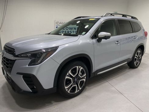 Used 2023 Subaru Ascent Limited w/ Technology Package image 4