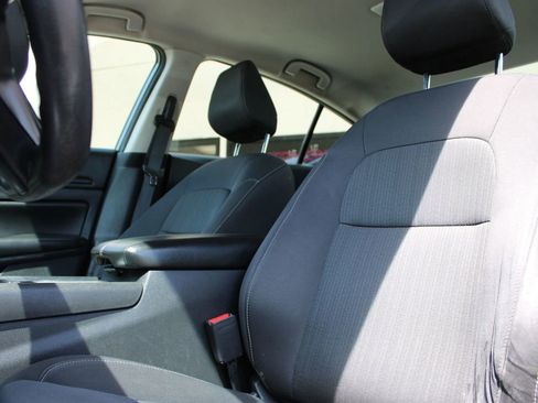 Used 2023 Nissan Altima 2.5 S image 6