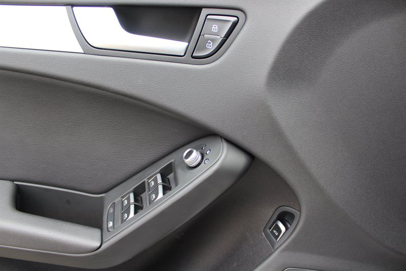 Used 2013 Audi A4 2.0T Premium w/ Convenience Pkg AWD/4WD image 16