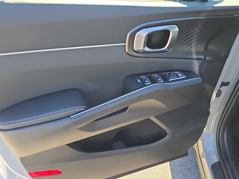 New 2026 Kia Sorento EX image 18