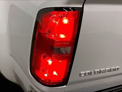 Used 2016 Chevrolet Colorado LT w/ LT Convenience Package image 23