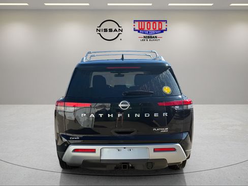 Used 2023 Nissan Pathfinder Platinum AWD/4WD image 6