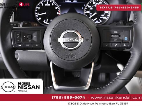 New 2024 Nissan Pathfinder SV w/ SV Premium Package image 11