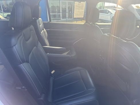 Used 2021 Jeep Grand Cherokee L Limited image 15