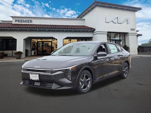 New 2026 Kia K4 FWD image 4
