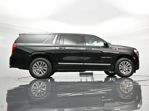 Used 2024 GMC Yukon XL Denali image 58