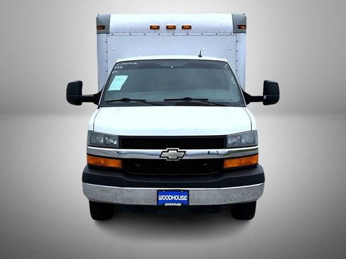 Used 2012 Chevrolet Express 4500 w/ RV Package image 2