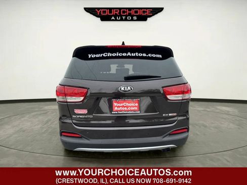Used 2017 Kia Sorento EX AWD/4WD image 4