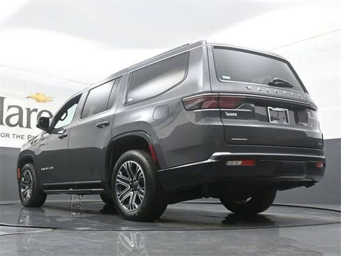 Used 2022 Jeep Wagoneer Series III w/ Convenience Group I image 6