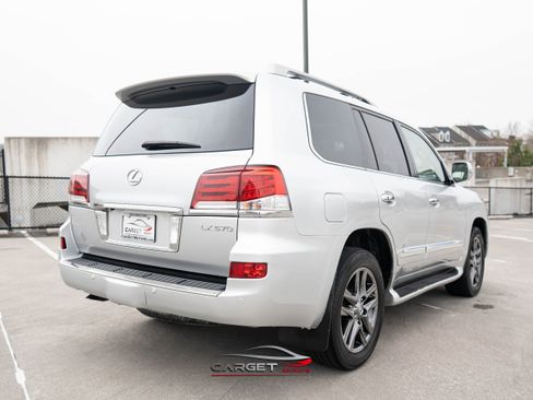Used 2014 Lexus LX 570 4WD image 7