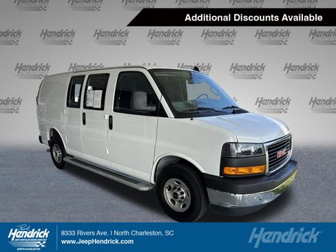 Used 2024 GMC Savana 2500 w/ Driver Convenience Package image 1