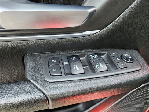 Used 2019 RAM 1500 Big Horn image 16