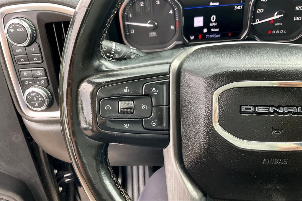 Used 2023 GMC Sierra 2500 Denali w/ Denali Black Diamond Edition AWD/4WD image 18