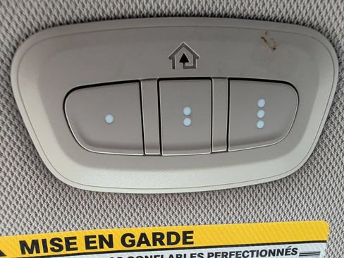 Used 2022 Chrysler Pacifica Touring-L FWD image 18