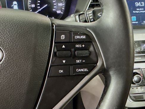 Used 2016 Hyundai Sonata Sport w/ Option Group 02 FWD image 15