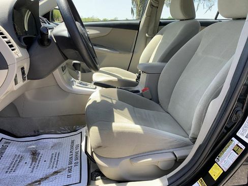 Used 2012 Toyota Corolla L image 11