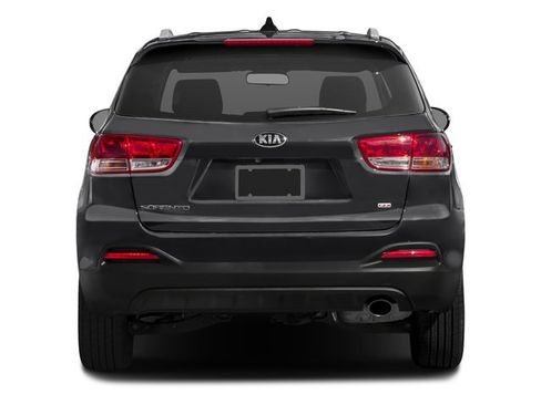 Used 2018 Kia Sorento FWD V6 w/ LX V6 Convenience Package image 8