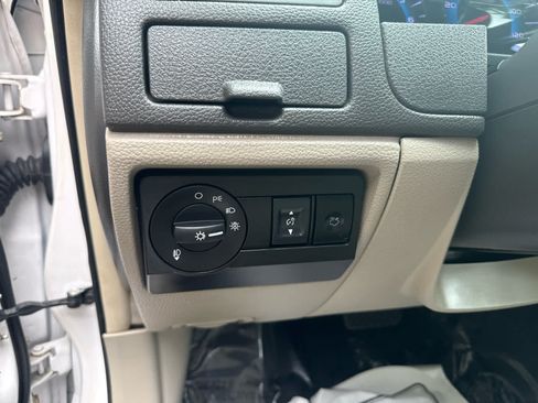 Used 2011 Ford Fusion SEL w/ 302A Rapid Spec Order Code FWD image 17