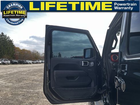 Used 2020 Jeep Gladiator Rubicon image 19