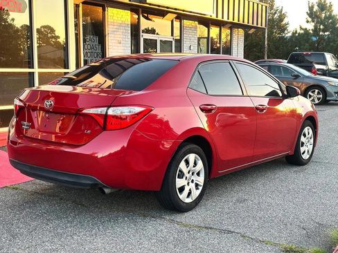 Used 2016 Toyota Corolla LE image 3