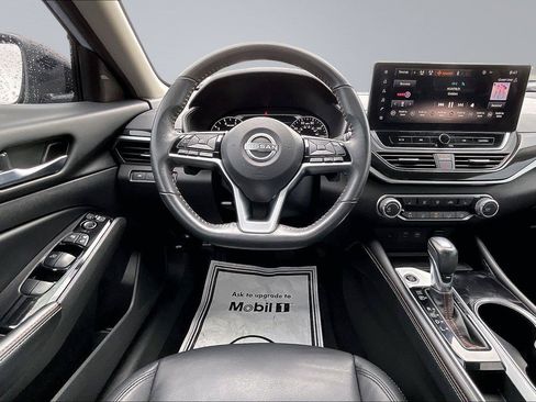 Certified 2024 Nissan Altima 2.5 SR w/ SR Premium Package FWD image 6