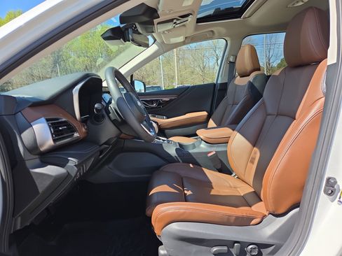 Used 2025 Subaru Outback Touring XT image 10