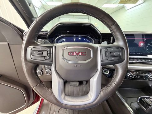 Used 2022 GMC Sierra 1500 SLT w/ SLT Premium Plus Package AWD/4WD image 43
