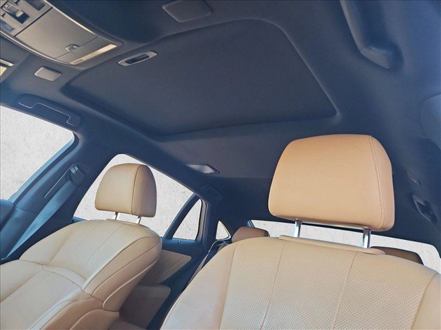 Used 2023 Lexus LS 500 w/ Accessory Package (Z1) RWD image 20