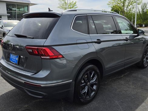 Certified 2023 Volkswagen Tiguan SE image 5