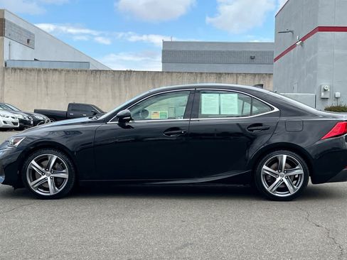 Used 2017 Lexus IS 200t w/ Navigation System Package RWD image 9