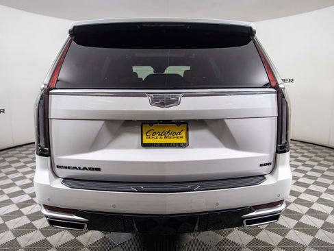 Used 2022 Cadillac Escalade Premium Luxury w/ Touring Package AWD/4WD image 7