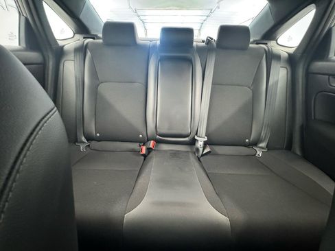 Used 2025 Honda Civic Sport image 31