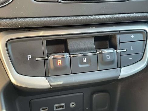 Certified 2024 GMC Terrain SLE w/ Driver Convenience Package FWD image 20