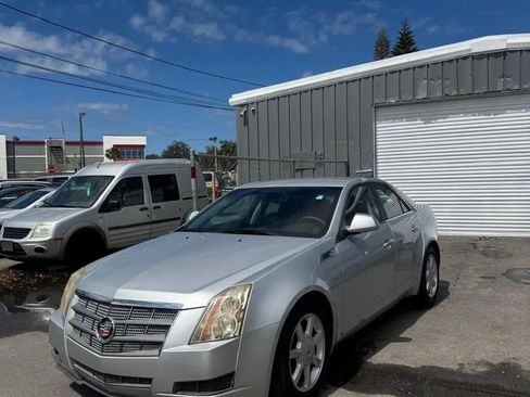 Used 2009 Cadillac CTS 3.6 w/ Wood Trim Package RWD image 2