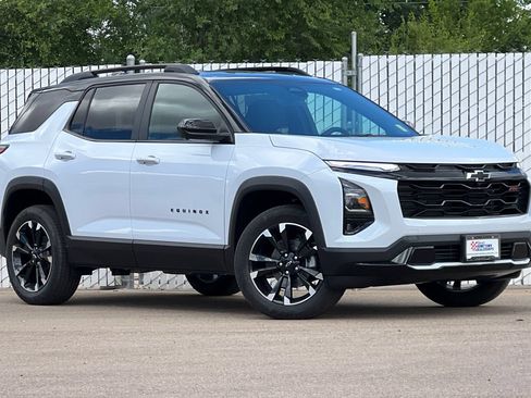 New 2026 Chevrolet Equinox RS w/ Safety and Technology Package AWD/4WD image 2