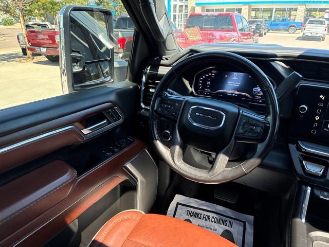 Used 2024 GMC Sierra 3500 Denali Ultimate AWD/4WD image 20