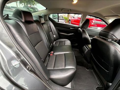 Used 2022 Nissan Altima 2.5 SR FWD image 22